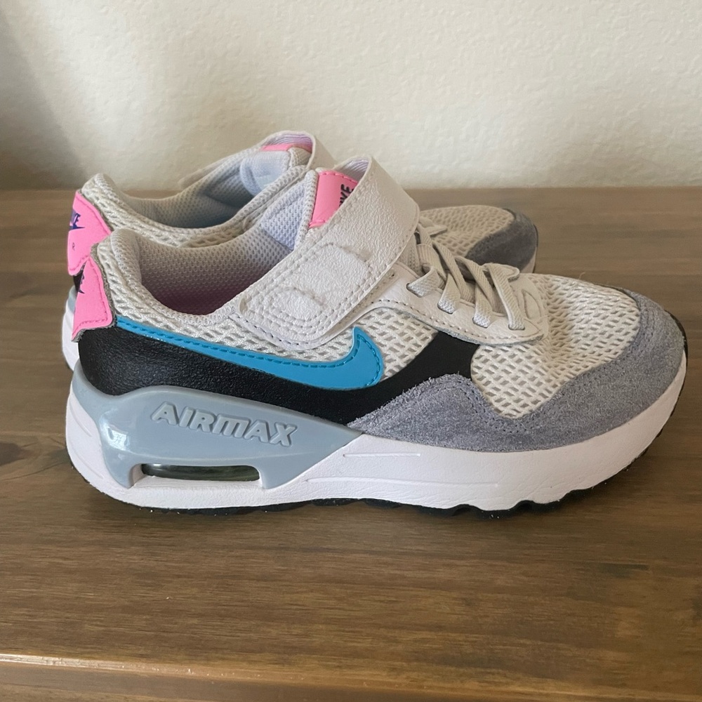 Nike Air Max Little Girl SZ 13c
